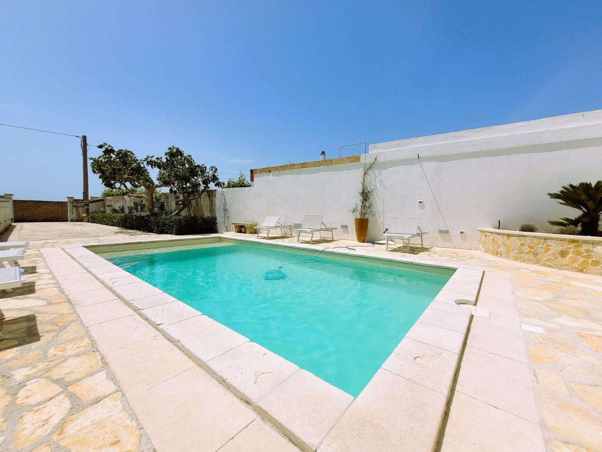 Villa Cigaline Tiggiano Buitenkant foto