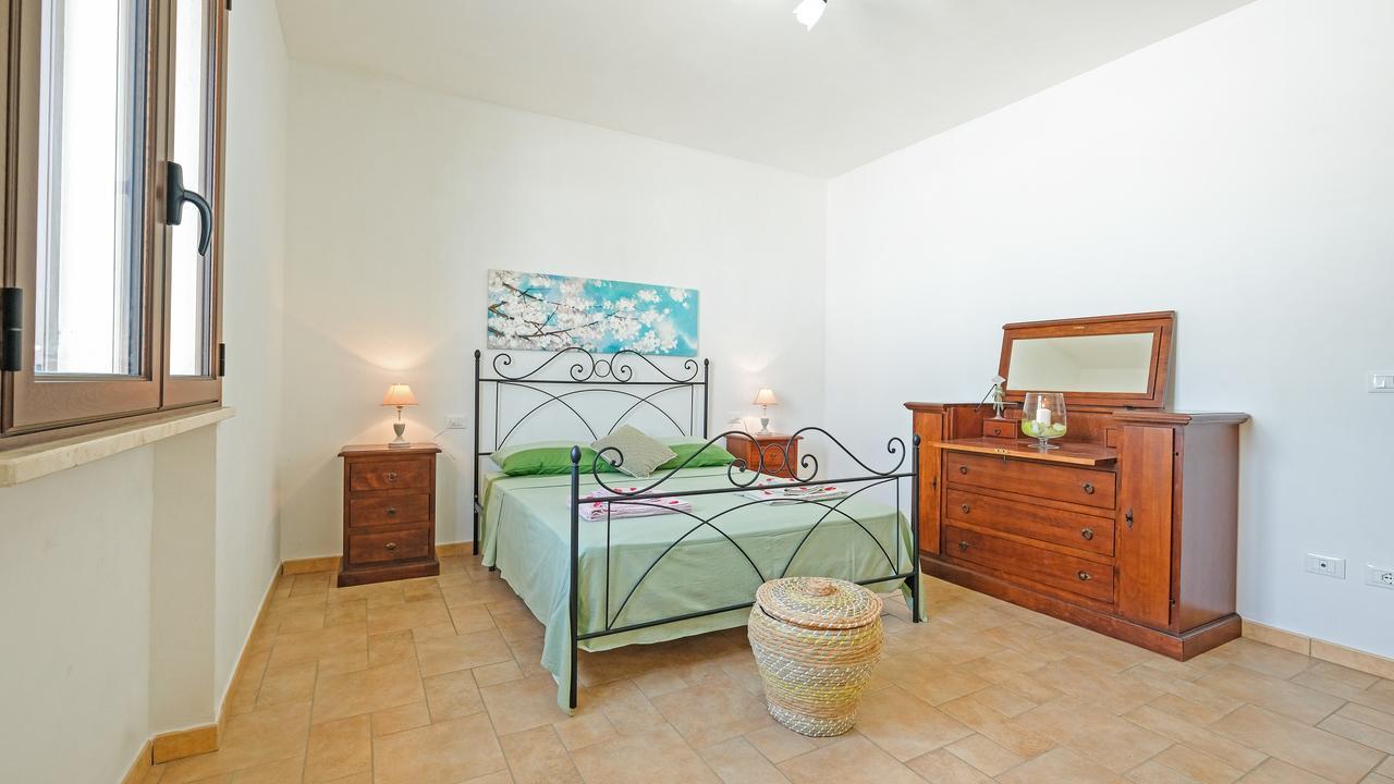 Villa Cigaline Tiggiano Buitenkant foto